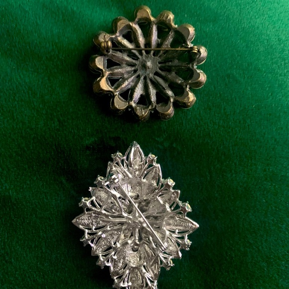 Fancy Pin Bundle. - Picture 4 of 4